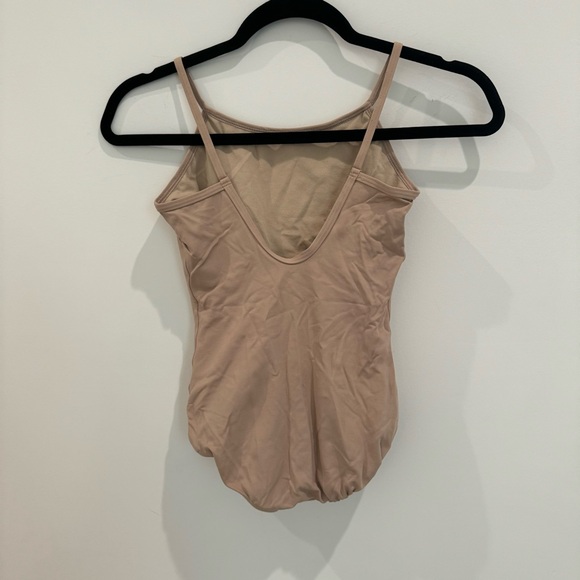 Body Wrappers - Nude Leotard - Picture 2 of 3